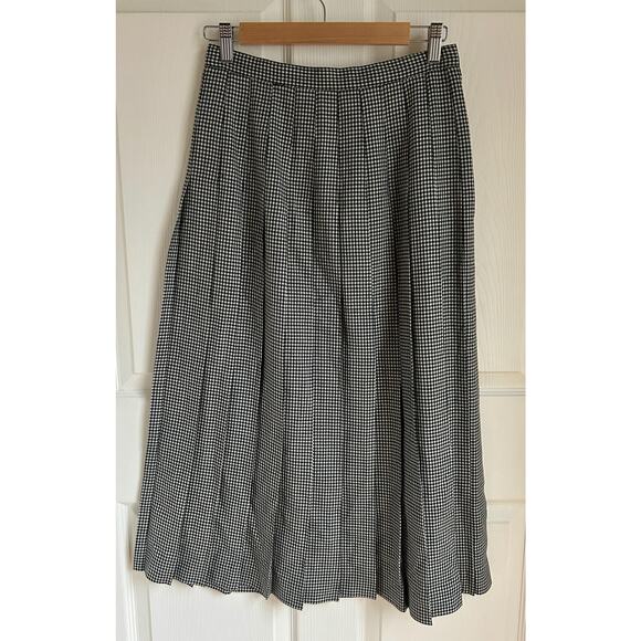 Vintage 100% Wool Black and White Houndstooth Pleated Skirt Size Medium - Picture 1 of 6